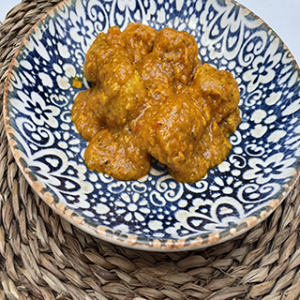 Albondigas con salsa de verduras.