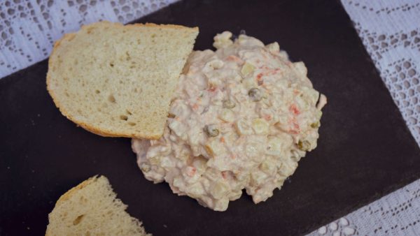 Ensaladilla con atún