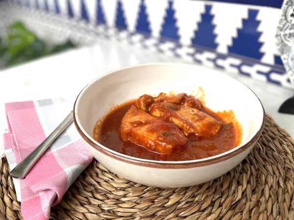 Cazón en tomate